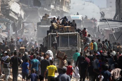 Imagen de Empieza a entrar ayuda humanitaria a Gaza desde Egipto según el acuerdo de alto al fuego