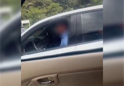 Imagen de Conductor agarró a golpes un carro en agitado caso de intolerancia en Las Palmas