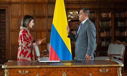 Jorge Iván Ospina se posesiona como embajador de Colombia ante Palestina