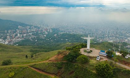 300 voluntarios de Colombia embellecen a Cali para la COP16