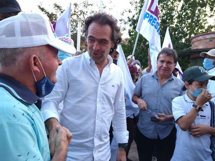 Imagen de  Federico Gutiérrez compartió con los orientales sus metas como aspirante a la presidencia