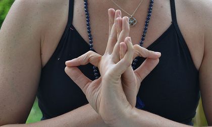 Los mudras mejoran las habilidades de negociación