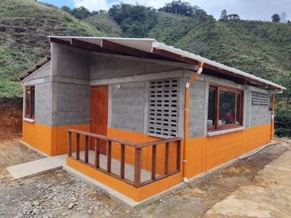 Imagen de  Antioquia articula esfuerzos para reconstruir 21 viviendas cafeteras afectadas por el terremoto