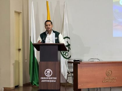 Imagen de Senador Esteban Quintero presentó las cifras de la crisis del deporte en Colombia: el recorte es de $3 billones