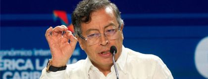 Imagen de Presidente Petro tacha de «golpe» la exclusión de Iván Cepeda de la consulta presidencial de izquierda