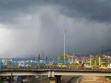 Imagen de  Por condiciones climáticas, algunas líneas del Metrocable de Medellín están sin servicio