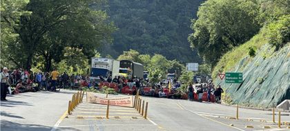 Imagen de  ¡Atención! Inició el paro minero y hay varias vías bloqueadas