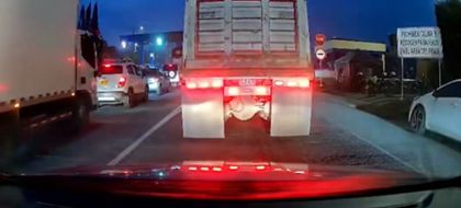 Imagen de Así quedó registrado el momento del trágico accidente en el peaje de Casablanca, vía Zipaquirá – Ubaté