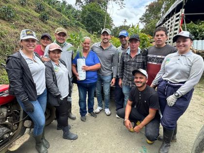 Imagen de Alcaldía de Sonsón invierte más de $500 millones en entrega de 30 000 árboles de aguacate a mujeres rurales