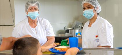 Imagen de  Más de 350 000 raciones del PAE no se entregaron en Medellín por manifestaciones en mayo: exalcalde de El Santuario