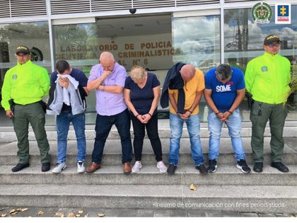 Imagen de  A la cárcel red familiar dedicada a la producción de licor adulterado