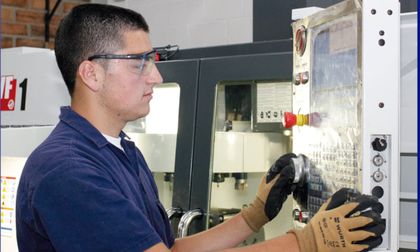 Imagen de  Desempleo en Colombia cae al 9,2 % en febrero, la cifra más baja registrada para este mes, según el DANE