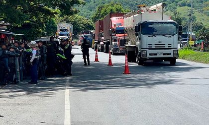 Movilidad nuevamente afectada en via Buga- Buenaventura