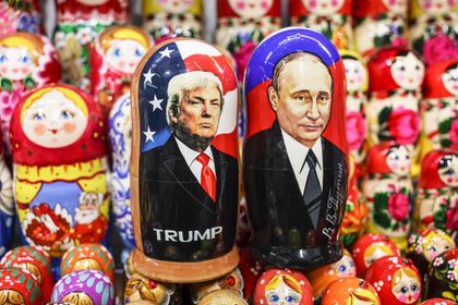 Imagen de  Las figuras de Putin y Trump animan la venta en tiendas de souvenirs rusas antes de la cumbre