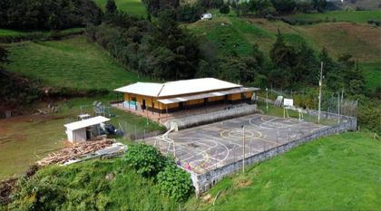 Imagen de La Unión hizo entrega de la remodelación de una escuela rural