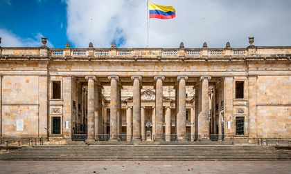 Citan a ministros a debate sobre emergencia económica