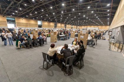 Imagen de  Abren las elecciones presidenciales para colombianos en el exterior: 1,4 millones de ciudadanos habilitados