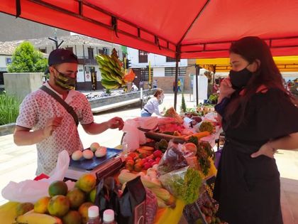 Imagen de  En La Ceja quedó institucionalizado el programa Mercados Campesinos