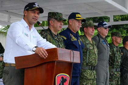 Imagen de  Colombia y Ecuador lanzan operación militar conjunta contra el narcotráfico en la frontera