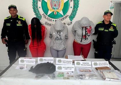 Imagen de Tres mujeres fueron capturadas por su presunta participación en hurto a turistas en Medellín