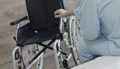 Imagen de  Mujer atropellada hace 11 días en Medellín sigue sin recibir atención especializada pese a presentar varias fracturas