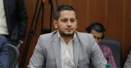 Imagen de  Esteban Quintero propone concierto con Karol G para aumentar donaciones a la “vaca” del gobernador