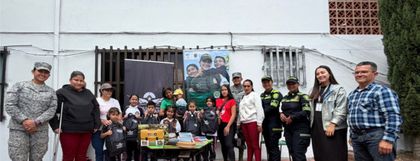 Imagen de  CACOM 5 entrega más de 120 kits escolares en instituciones educativas de Marinilla, La Ceja y Rionegro