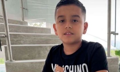 ¡Los niños no se tocan!