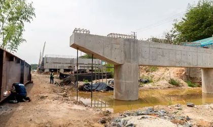 Con puentes y obras hidráulicas, la ampliación de la avenida Cañasgordas completa más de la mitad de su ejecución