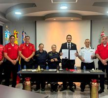 Bomberos Cali y Ecuador refuerzan la cooperación internacional para fortalecer la gestión del riesgo y la formación de bomberos