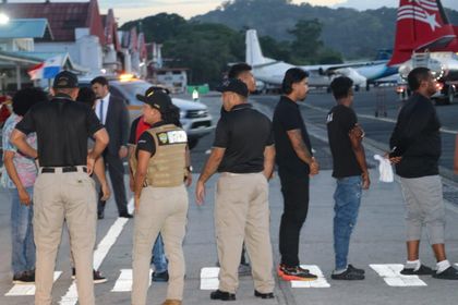 Imagen de  Arribó a Rionegro cuarto vuelo con colombianos deportados: suman cerca de 200 este año