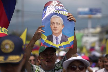 Imagen de El expresidente colombiano Uribe apela su condena a doce años de prisión domiciliaria