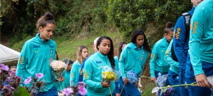 Imagen de  Sentida visita de la Selección Femenina de Fútbol Sub-20 de Brasil al cerro Chapecoense en La Unión