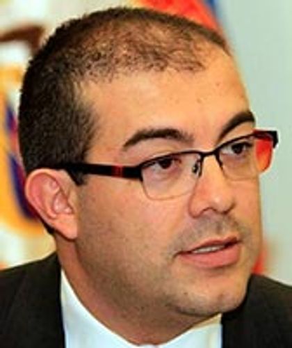 Reforma política nos devuelve 30 años: Abraham
