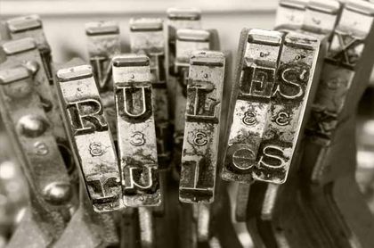 Los estatutos de redacción y la independencia