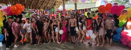 Imagen de  Estos son los jóvenes que se accidentaron en vía a Segovia, la foto fue tomada en el paseo