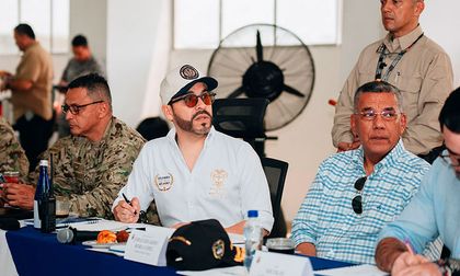 De la Espriella ordena operativos contra migrantes ilegales y anuncia deportaciones