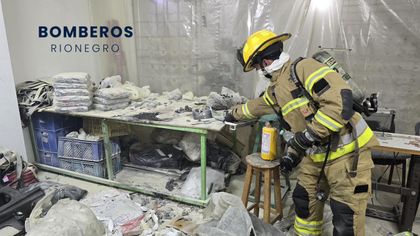 Imagen de Incendio estructural en negocio de productos sintéticos en Rionegro no dejó personas heridas