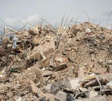 ¿Una escombrera en plena zona urbana? Polémica por escombros del terremoto