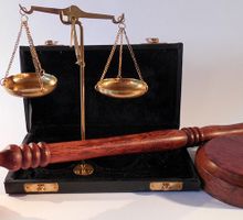 Tutela busca frenar el aumento del salario mínimo del 23% decretado para 2026