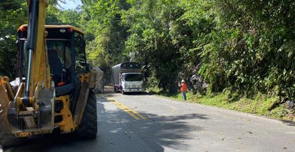 Imagen de Vehículos represados por cierre de la Autopista ya fueron evacuados; los demás usuarios deben tomar la vía alterna