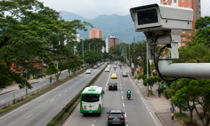 ¿Qué va a pasar con las cámaras de fotomultas? Ministerio de Transporte verificará que cumplan reglas