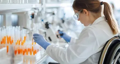 Imagen de La industria farmacéutica acelera la inclusión laboral de personas con discapacidad