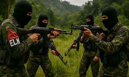 Miembros de disidencias de las rematan a integrantes heridos del ELN