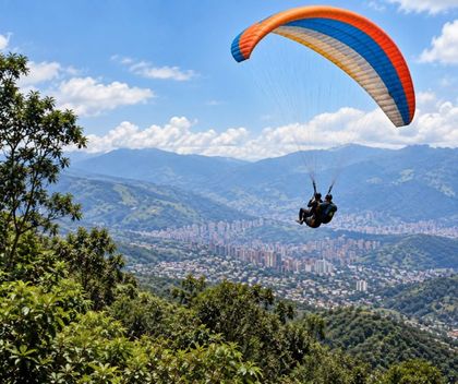 Imagen de Extranjero murió en accidente de parapente en San Félix