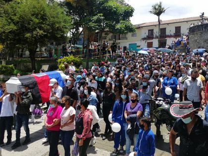 Imagen de Se cumplieron las exequias del menor que murió practicando gravity bike en Sonsón