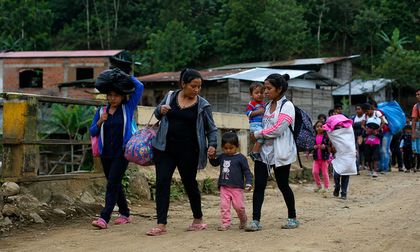 Desplazamiento forzado por conflicto armado volvió a aumentar en mayo: este es el panorama que revela Indepaz