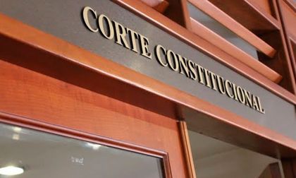 Sectores reaccionan a suspensión de emergencia económica