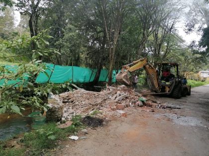 Imagen de  Retiran casetas de basura en El Molino y Montañez, en Guarne, por riesgos estructurales y mal manejo de residuos
