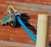 Desactivan explosivo lanzado que cayó sobre vivienda en El Plateado